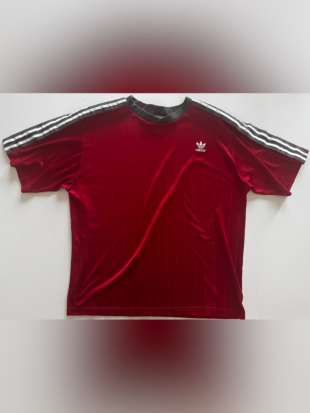 Retro Adidas Pinstripe Embroidered Logo Crewneck Soccer Shirt Men’s XL Red